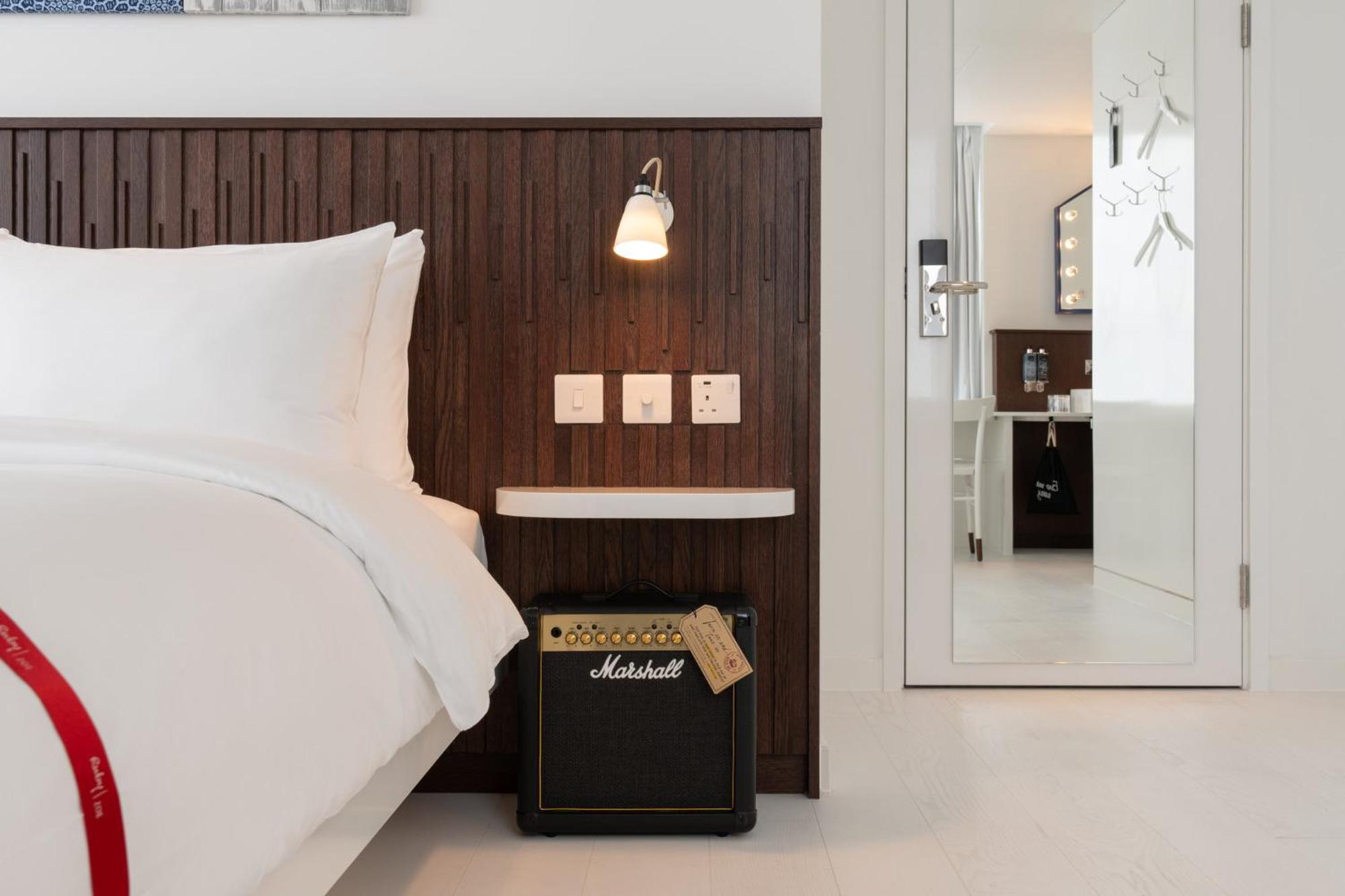 Ruby Zoe Hotel Londyn Zewnętrze zdjęcie